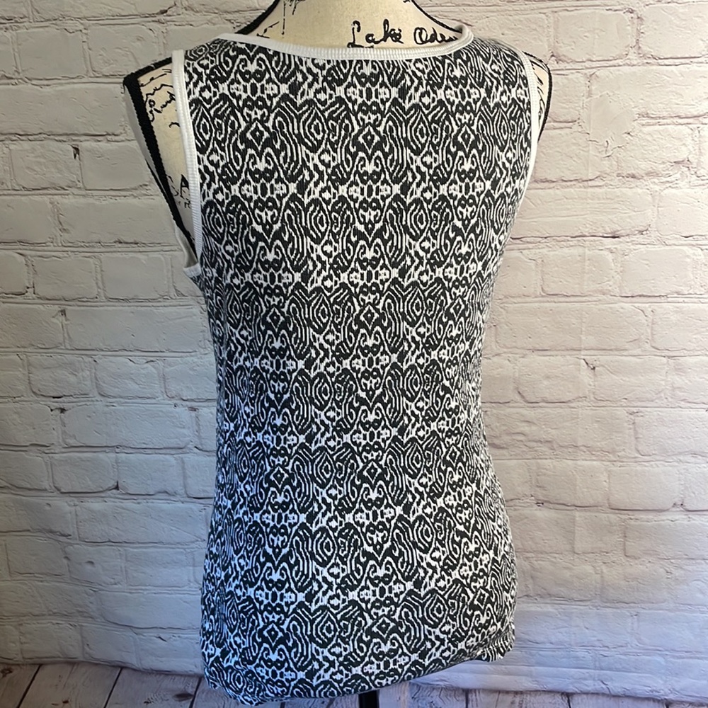 Tank Top Bundle - Picture 9 of 13